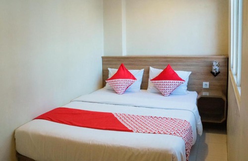 Ambon Hotel | OYO 984 Maleo Guest House