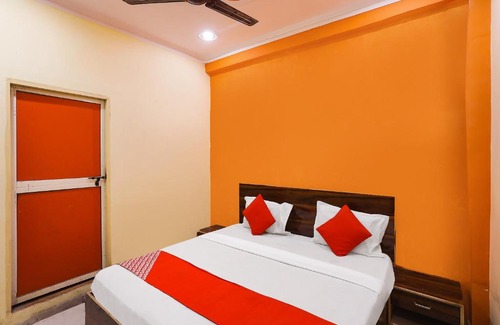 Naini Hotel | OYO Flagship Hotel Stay inn