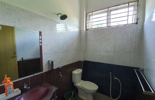 Pasir Mas House | OYO HOME 90280 Darussalam Homestay