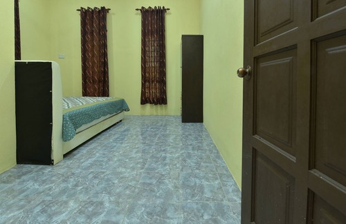 Kampung Gertak Seratus House | OYO Home 90607 Casaria Besut