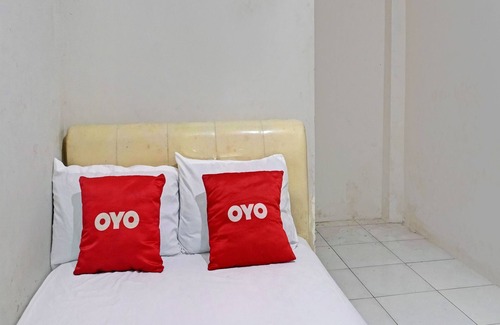 Karawang Hotel | OYO Life 92684 Kost Mutiara Nirwana