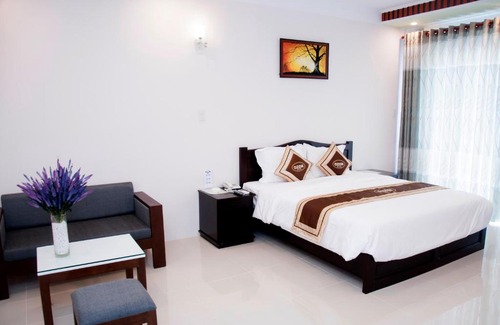 Nam Can Hotel | Ozon Hotel