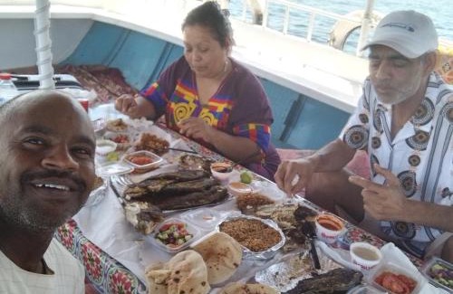 Aswan Boat Rental | Ozzy Tourism