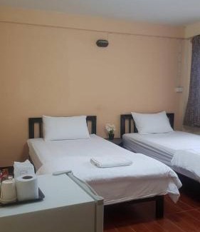 Chong Kham House | P.L.P Guesthouse - Mae Hong Son