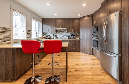 Teepee Town Condo | P1 - Private Hot Tub - 3 Bedroom Home - Mountain View