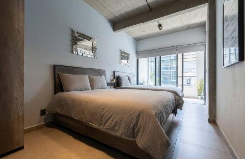 Historic Center Apartment | P201 Zocalo 2Bdrm2b AC Rooftop Business C