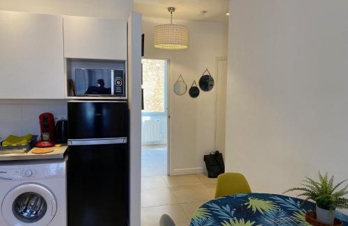 Les Arceaux Apartment | P3, 2 bedrooms, quiet, Montpellier city center
