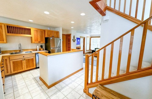 Shorepine Village House | Pacific City Serenity: Private Path to Beach