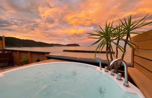 Kaiyo-cho House | PACIFICO SURF HOUSE - by the Sea