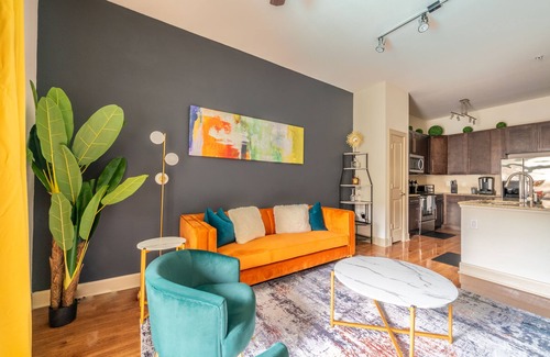 Astrodome Apartment | PackHouse NRG/MED Center