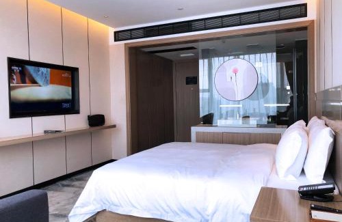 Huadu Hotel | Paco Hotel Guangzhou Baiyun Airport Liantang Metro