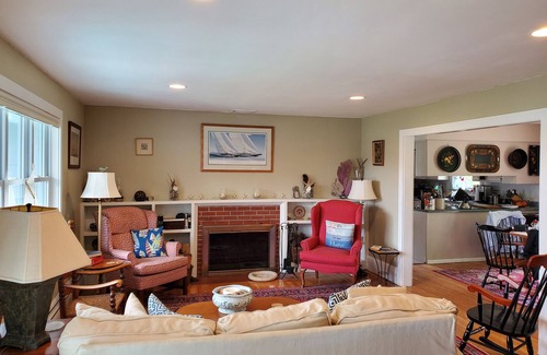 Dartmouth House | Padanaram Harbor