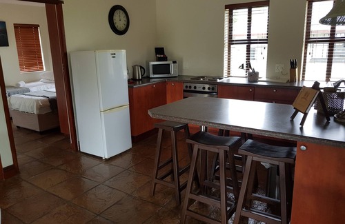 Simondium House | Paddabult Self Catering Cottages