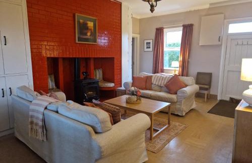 Inverin House | Paddy Staffs Cottage