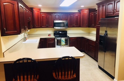 Paducah Condo | Paducah’s best place for families! Upscale condo, large deck and backyard.