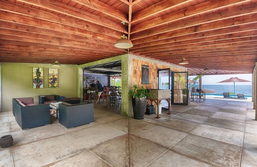 Marigot Resort | Pagua Bay House Oceanfront Cabanas
