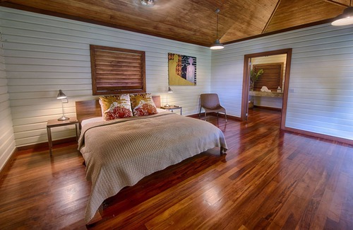 Marigot Resort | Pagua Bay House Oceanfront Cabanas