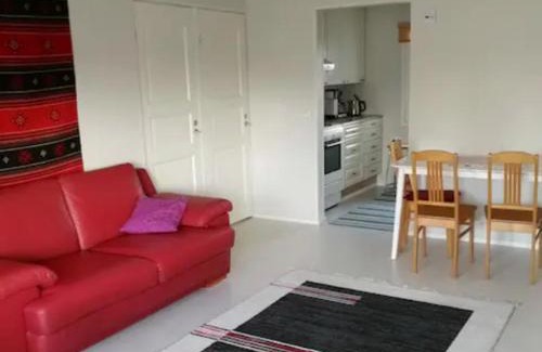 Nivala Apartment | Pajala, talo aavan reunalla