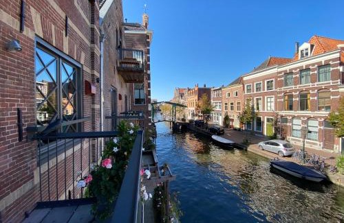 Leiden Apartment | Pakasa