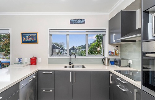 Tairua House | Paku Sea-escape - Tairua Holiday Home