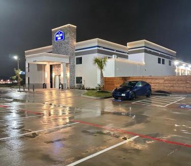 FM 1960 Hotel | Palace Inn Blue Jones Road & FM1960