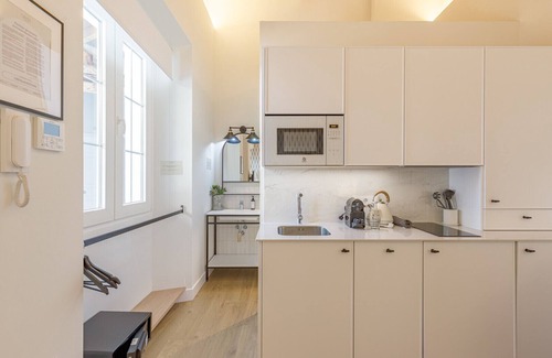 La Goleta Apartment | Palacio Vegafuente 2.3