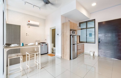 Taman Mount Austin Apartment | Palazio Serviced Apartment