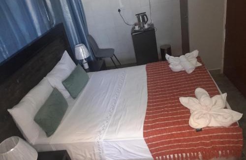 Francistown Bed & Breakfast | Palm Inn Boutique guest house