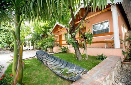 Delmas Hotel | Palm Inn Hotel