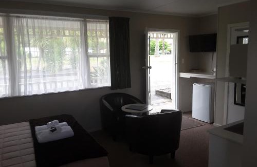 Waihi Hotel | Palm Motel Waihi