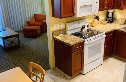 Little Tuscany Condo | Palm Springs Two Bedroom Condo located near Old Las Palmas