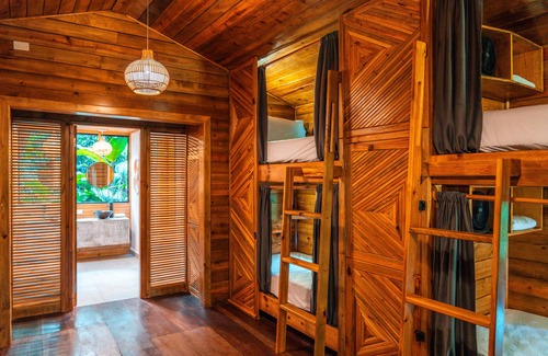 Isla Bastimentos Cabin | Palmar Beach Lodge