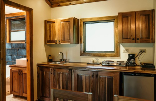 Isla Bastimentos Cabin | Palmar Beach Lodge