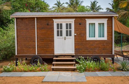 Gauravaddo House | Palmeiral -BeachCottages
