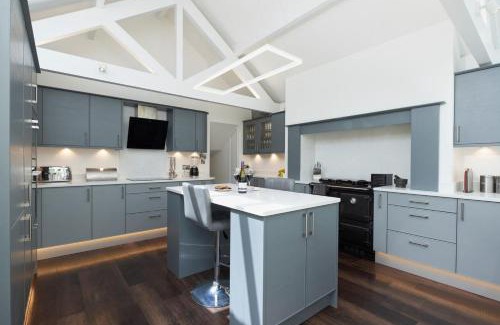 Axminster House | Palmers Cottage