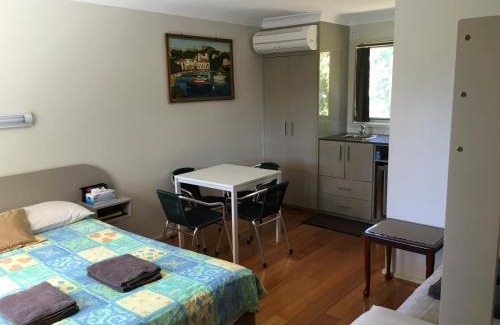 Coopernook Hotel | Palms Oasis Motel