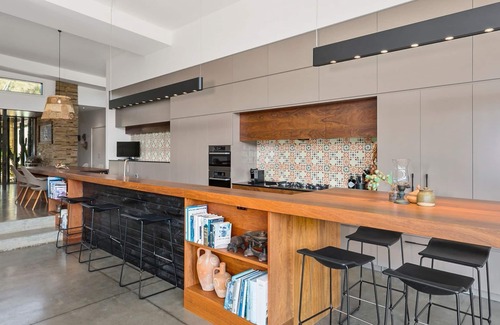 Portsea House | Palms Portsea Pool and Court