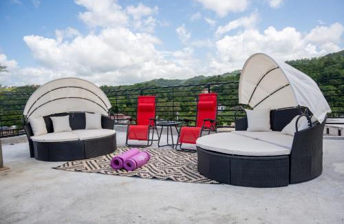 Ocho Rios Villa | Palms Rooftop Villa