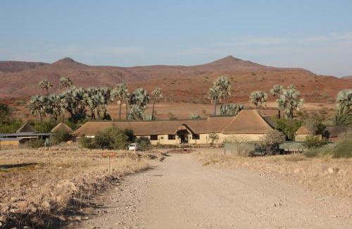 Palmwag Cabin | Palmwag Lodge