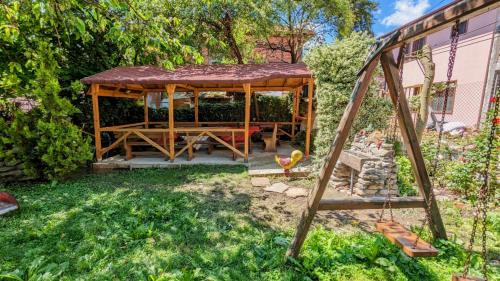 Shipkovo House | Pamir Guest House
