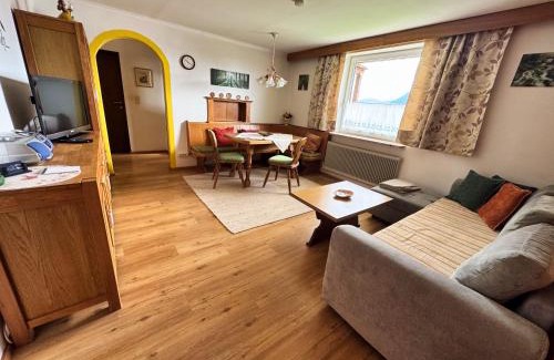 Seefeld in Tirol Apartment | Panorama-Ferienwohnung Isser