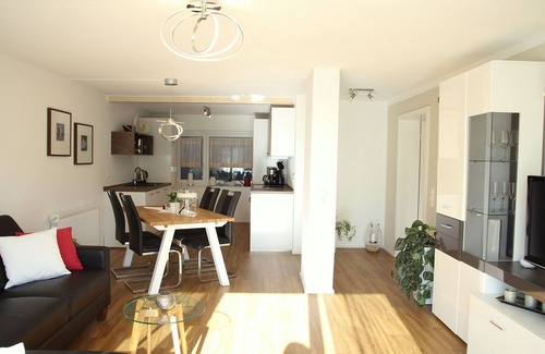 Schuttertal Apartment | * Panorama holiday apartment Monika with pool - * Star vacation apartment 75sqm, 2