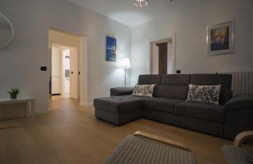 Poggiridenti Apartment | Panoramic Apartment Italian Alps Valtellina near Sondrio, Tirano