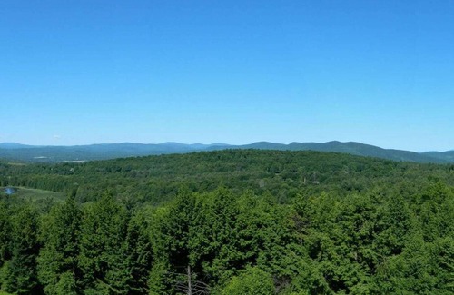 Springfield House | Panoramic Mountain View, Lots To Do, Or Enjoy Doing Nothing