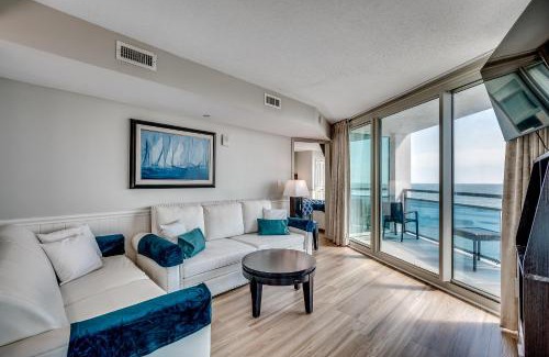 Downtown Myrtle Beach Apartment | Panoramic Oceanfront Condo OO 3rd Floor