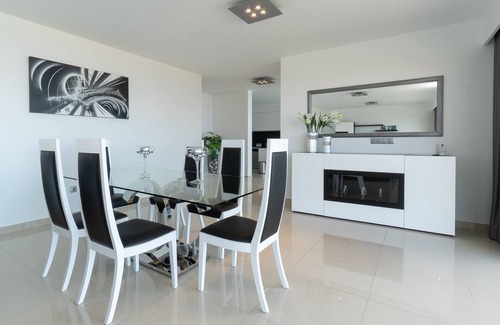 Arco da Calheta Villa | Panoramic Villa II- Wonderful view with heated pool (new)