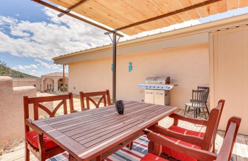 Tyrone House | Panoramic Vistas and Pergola Silver City Escape!