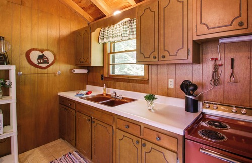 Raymond Cabin | Panther Pond Cabin w/200 Ft Sand Beach & Dock!