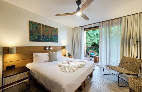 L'Etang-Sale Hotel | PAPANGUE Hôtel & Spa