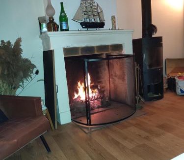 Mauze-sur-le-Mignon House | Papillon de la peroterie